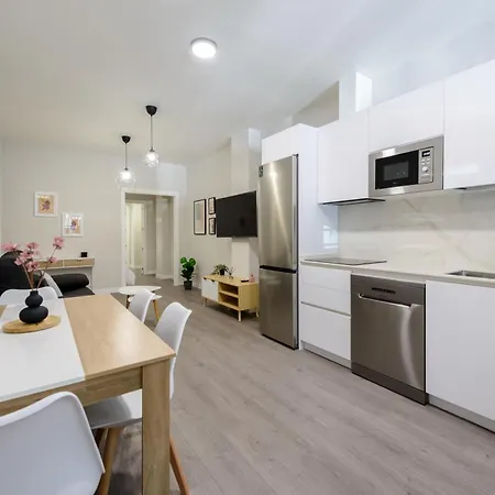 Torrejon Suites Torrejon de Ardoz Exterior photo